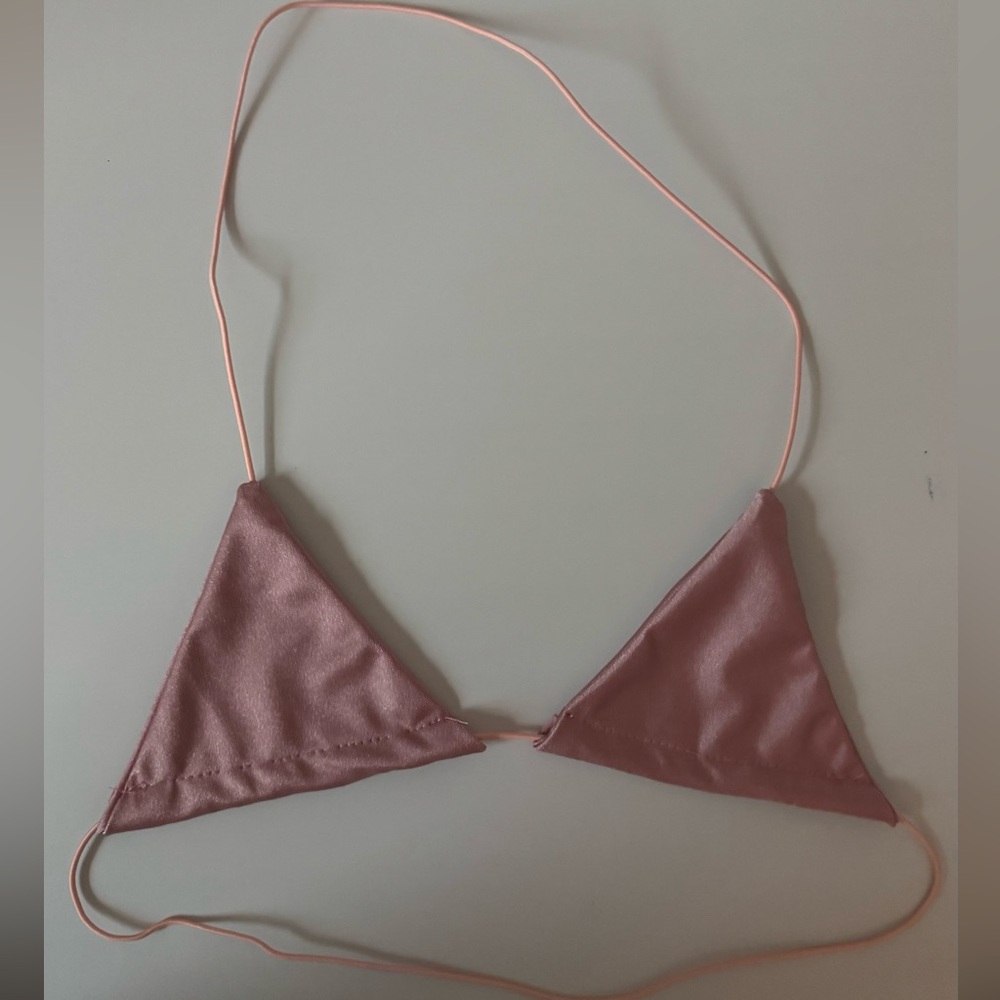 Rose pink triangle top